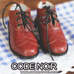 CBS000045 Brick red Oxford